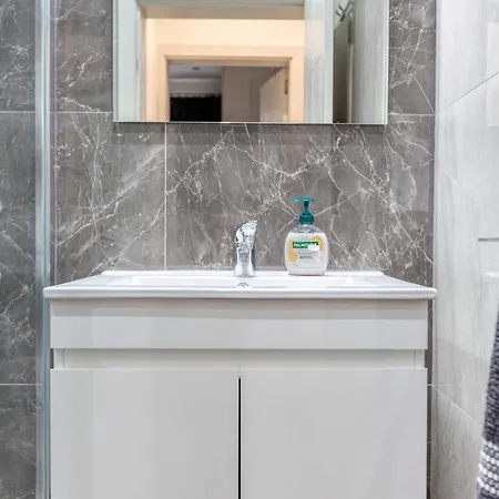 Luxury Cosy 3 Bedroom In Gzira, Close To Sliema Stjulians By Walk Διαμέρισμα *