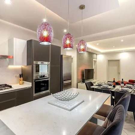 Luxury & Cosy 3 Bedroom In Gzira, Close To Sliema & Stjulians By Walk Apartamento Gzira