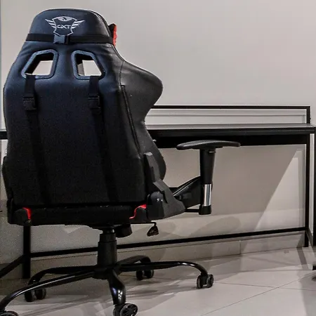 Luxury Cosy 3 Bedroom In Gzira, Close To Sliema Stjulians By Walk Διαμέρισμα