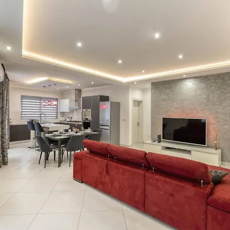 Luxury & Cosy 3 Bedroom In Gzira, Close To Sliema & Stjulians By Walk Apartamento Gzira