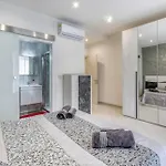 Luxury Cosy 3 Bedroom In Gzira, Close To Sliema Stjulians By Walk Apartment Gzira