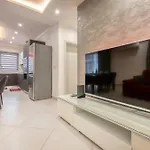 Luxury Cosy 3 Bedroom In Gzira, Close To Sliema Stjulians By Walk * Gzira