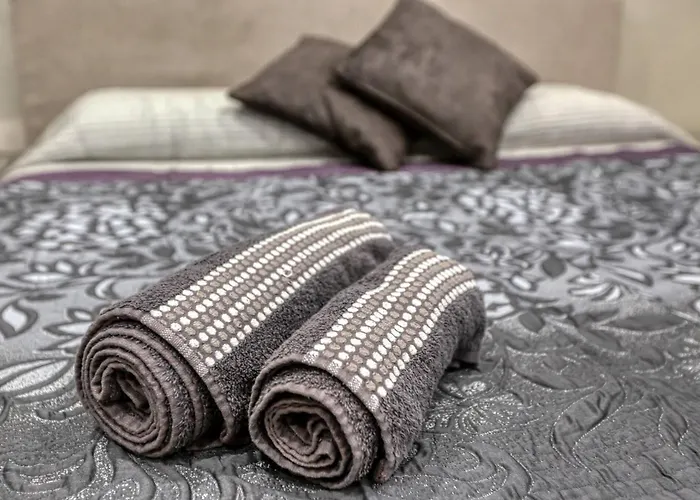 Luxury Cosy 3 Bedroom In Gzira, Close To Sliema Stjulians By Walk 公寓