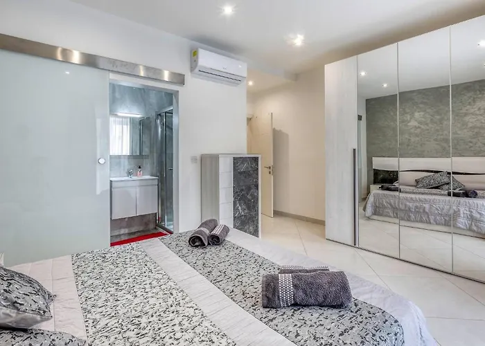 Luxury Cosy 3 Bedroom In Gzira, Close To Sliema Stjulians By Walk 公寓 Gzira