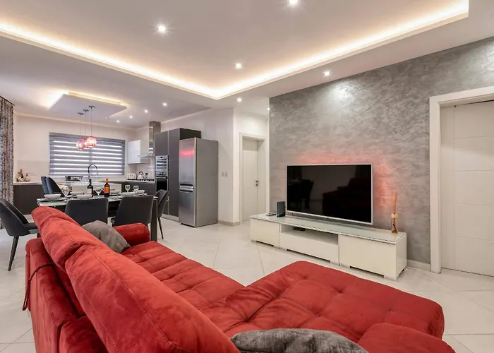 公寓 Luxury Cosy 3 Bedroom In Gzira, Close To Sliema Stjulians By Walk Gzira